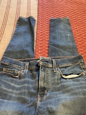 Levi’s super skinny 720 high rise 29
